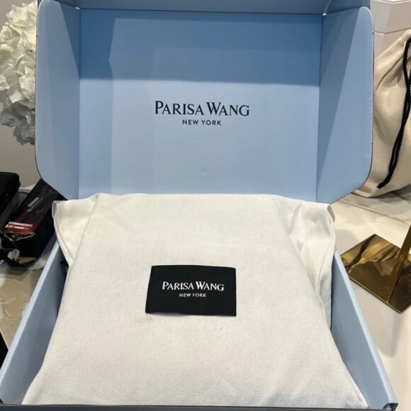 Parisa Wang Madison top handle bag in burgundy. Arrived a few weeks ago - Picture 14 of 15